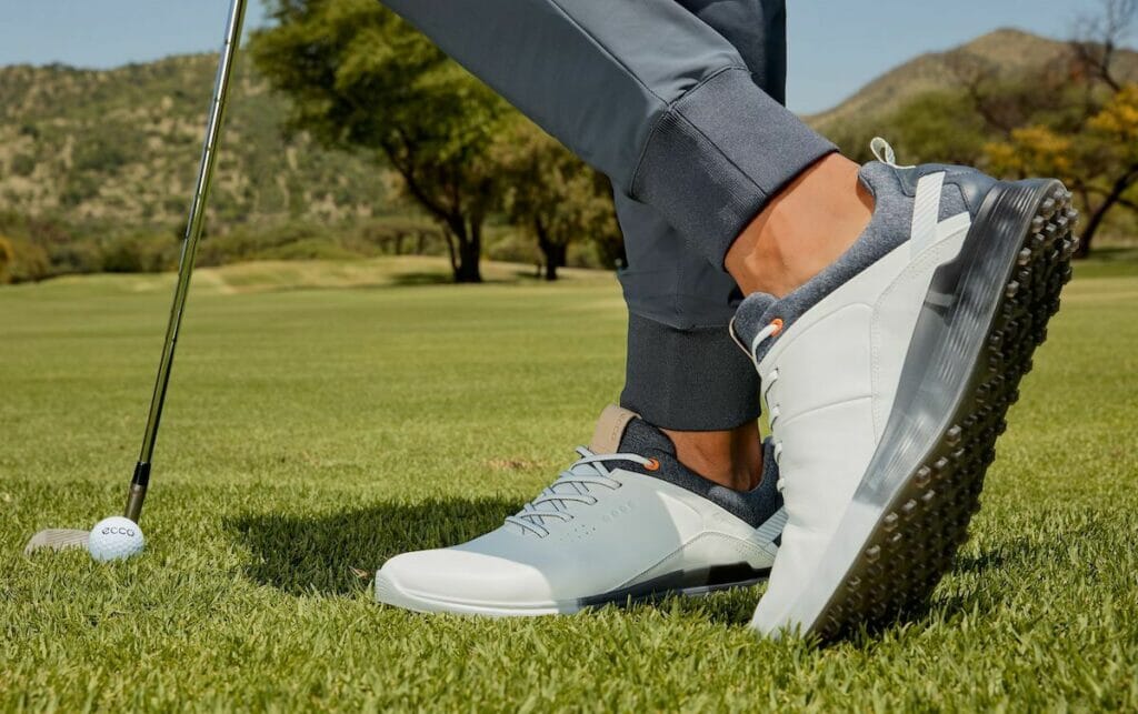 Zapatos de golf para hombre: cómo elegir bien la talla