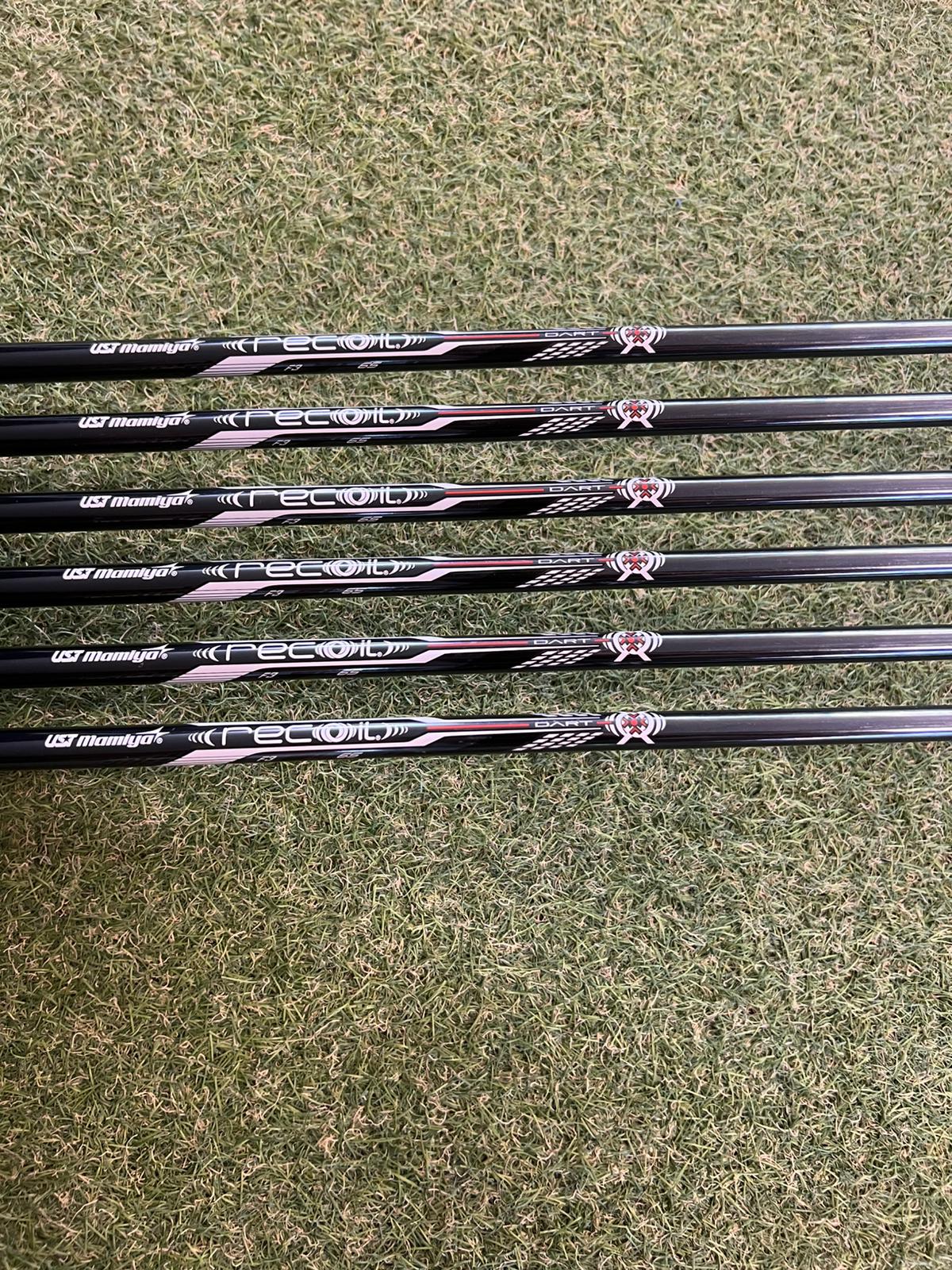 Callaway Série de Fers occasion APEX DCB 21 shaft UST Recoil DART 65 - GolfCenter.fr